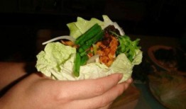 东北酱吃瓜,吃瓜群众乐翻天