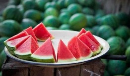 今日吃瓜热门大瓜在线吃瓜,在线吃瓜，揭秘娱乐圈最新动态