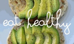 健身阿诺吃瓜,揭秘健身圈背后的趣味故事