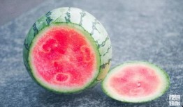 腮红吃瓜测评,吃瓜测评带你领略美妆新风尚