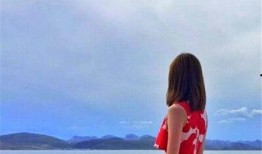 吃瓜拍照背影头像,吃瓜拍照背影头像背后的故事