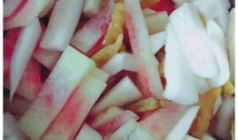 少年吃瓜不吃皮,揭秘吃瓜不吃皮的独特魅力