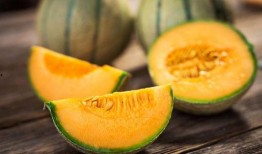 内地吃哈密瓜,内地餐桌上的甜蜜诱惑