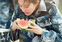 吃瓜汉子照片,揭秘吃瓜汉子的神秘瞬间